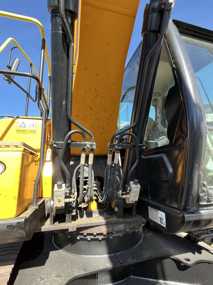 Jcb js220 lc+ 2017