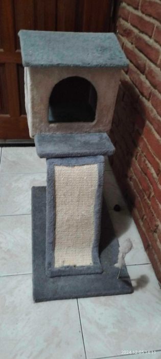 Arranhador para gato URGENTE