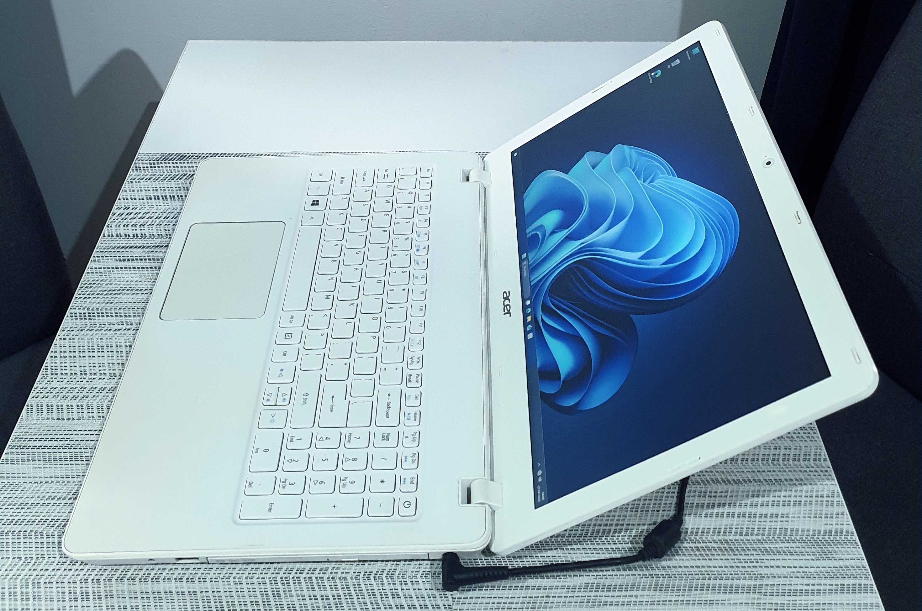 Acer White FHD intel®core™i5/Geforce®/16GBram/USB-C/Hdmi/Nvme1TB/Win11