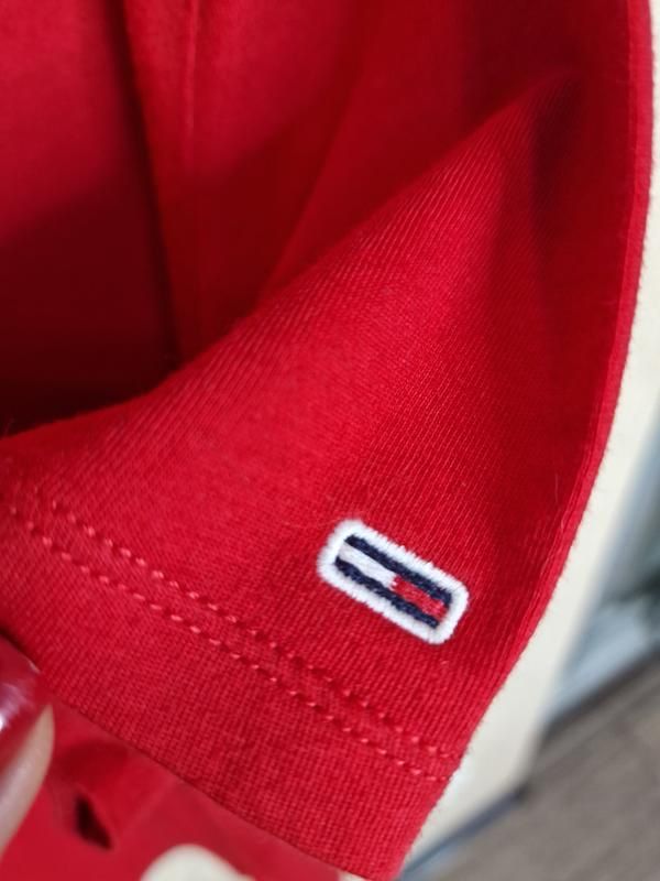 Яскрава футболка  tommy jeans, оригінал бавовна