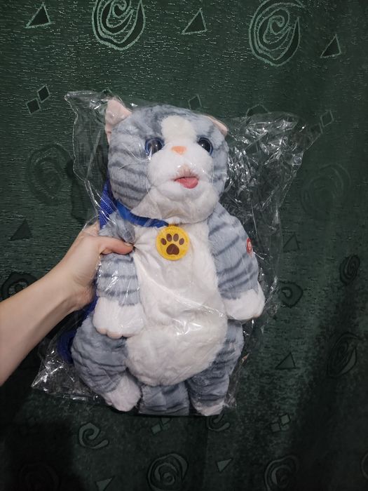 Interaktywny Pluszowy Plecak Kot – Miauczy i Rusza Językiem!