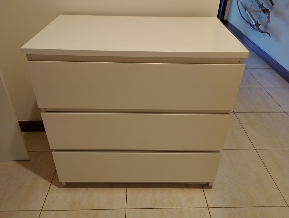 Cómoda IKEA 3 gavetas