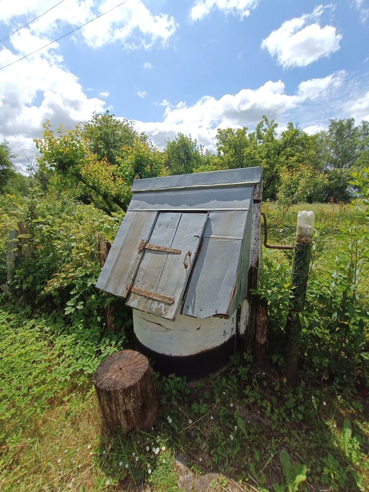 Продам будинок у селі Бродівське, 33 км від Рівного.