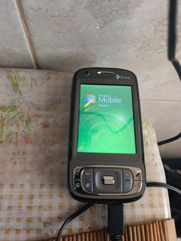 Telemóvel htc impecavel