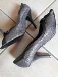 Buty damskie nowe na obcasie eleganckie rozm.39