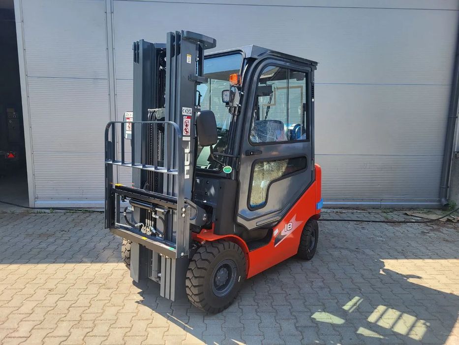 Heli CPYD18-KU1H  Nowy wózek Heli CPYD18-KU1H 1,8tony, Triplex, przesuw boczny, Kabina