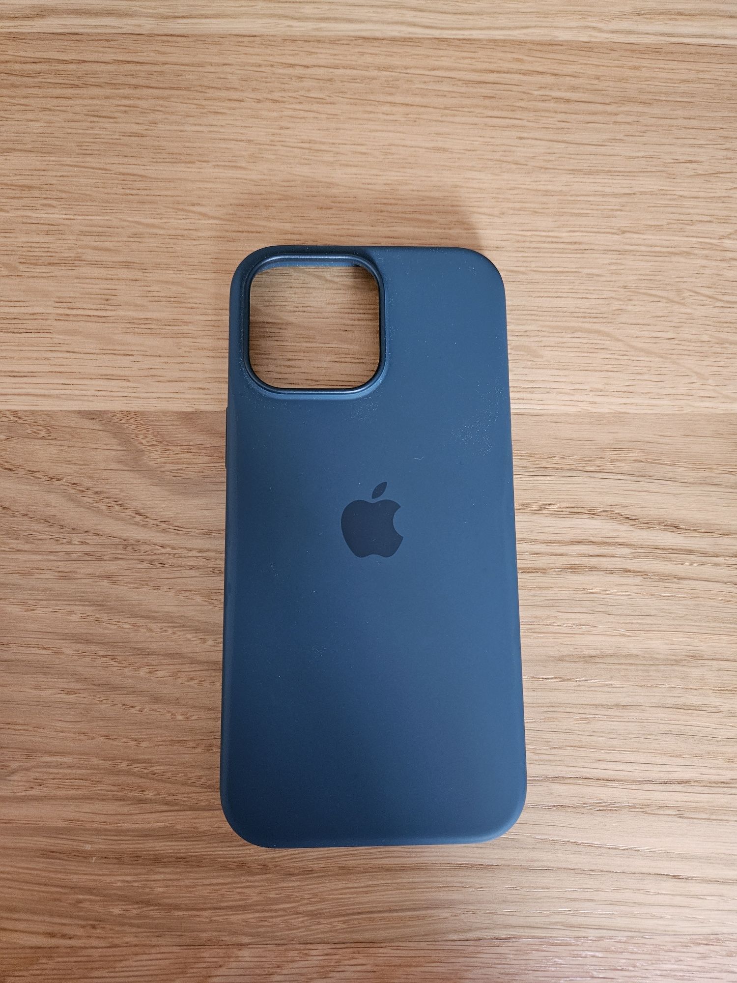 Apple Silicon Case iPhone 16 Pro Max oryginał zielony