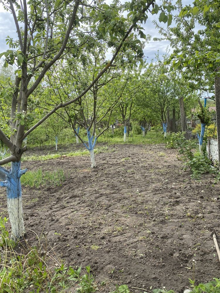 Продам будинок з гаражем за Книжківцями