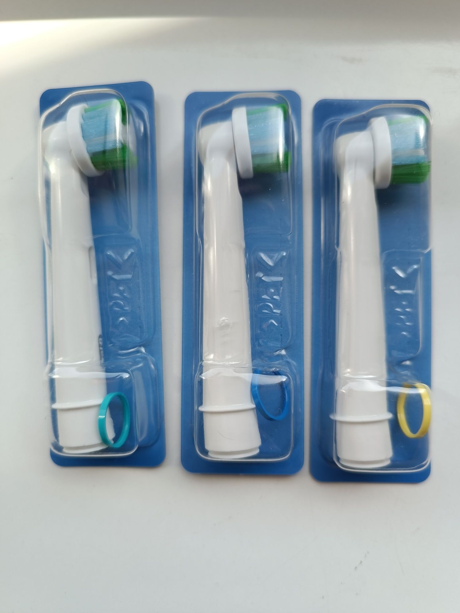 3 końcówki szczoteczki Oral B clean maximiser