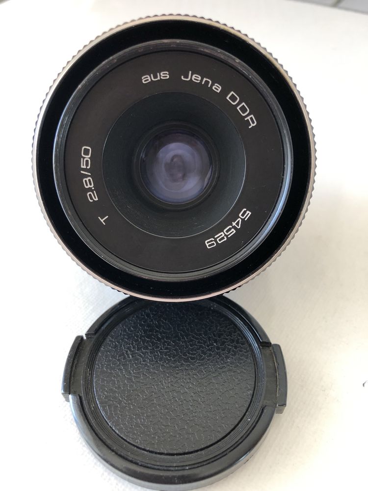 Обʼєктив Carl Zeiss aus Jena DDR T 50mm f/2.8