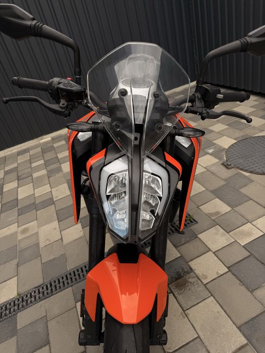 Мотоцикл KTM 790 Duke