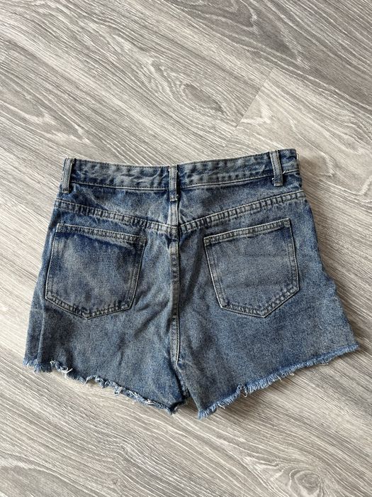 Джинсові шорти жіночі