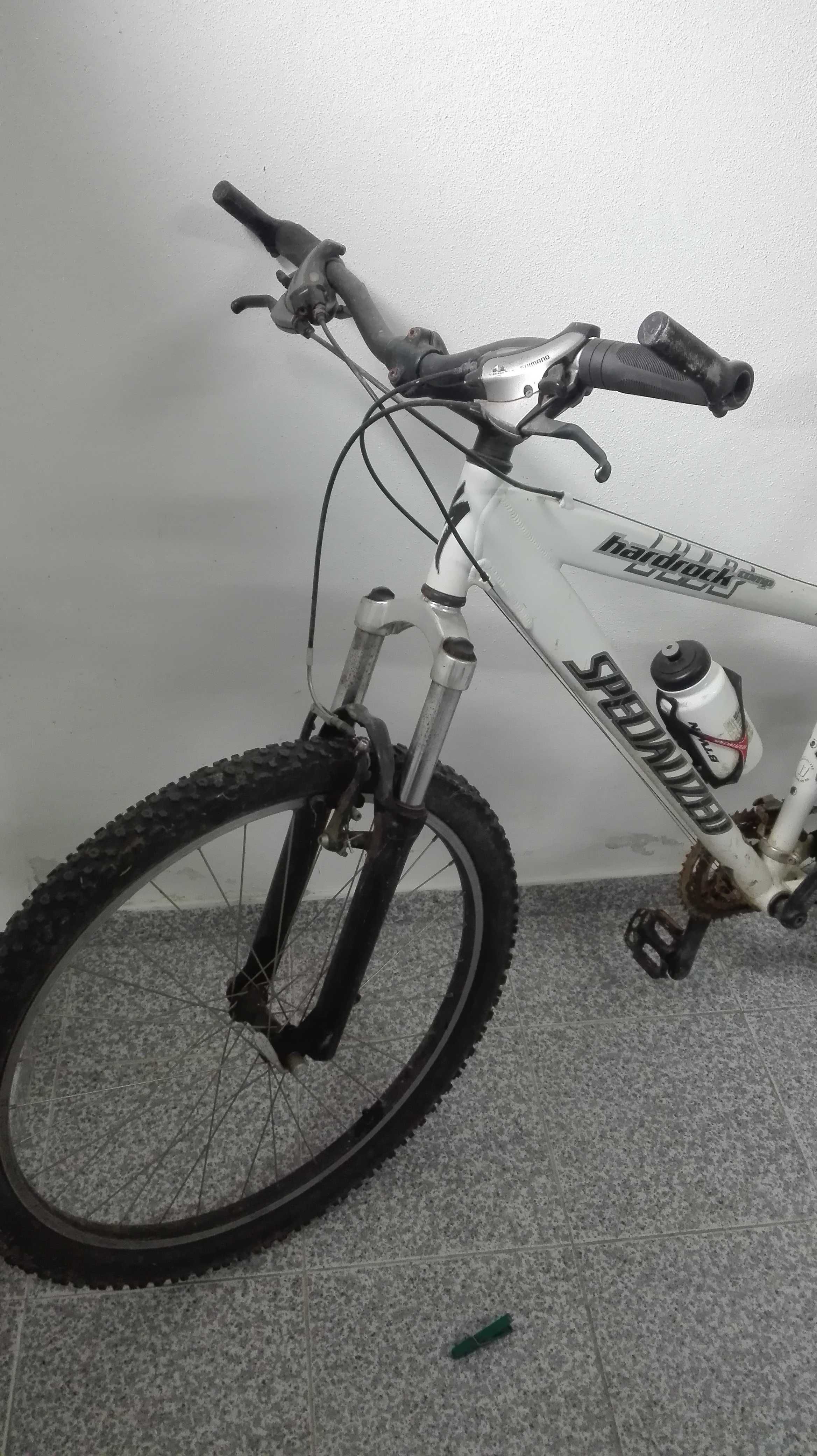 Vendo bicicleta da specialized hardrock comp