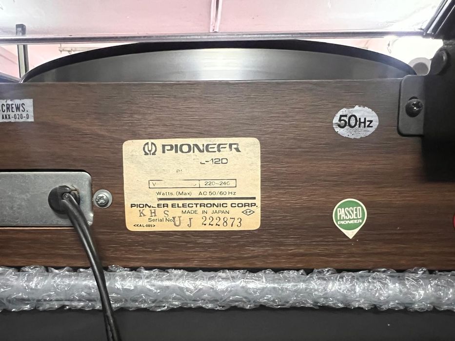 Gramofon Pioneer 12D