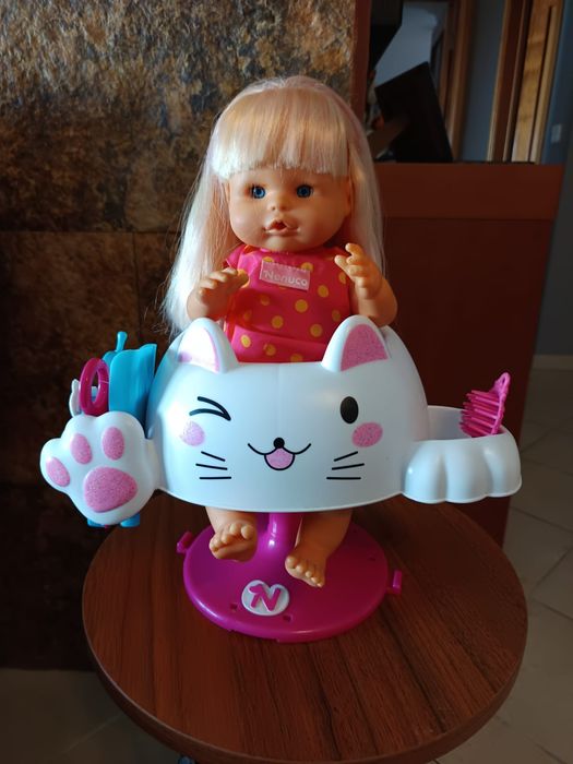 Boneca Cabeleireira