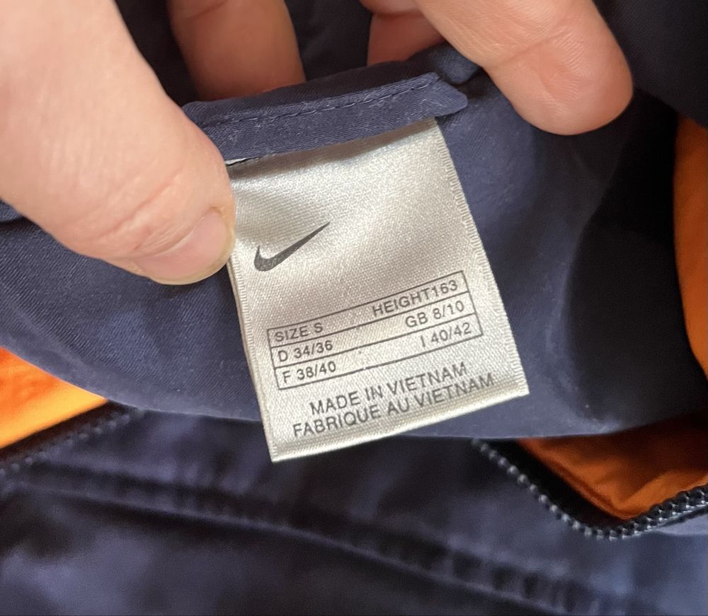Kurtka Nike anorak z kieszeniami rozmiar 34