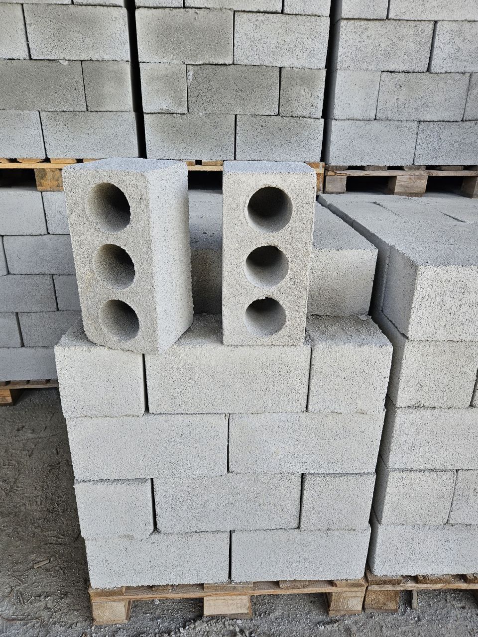 Блоки стінові, шлакоблок, бетонний блок,будівельний блок від виробника