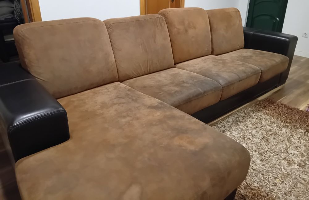 Sofá 3 lugares com chaise longue