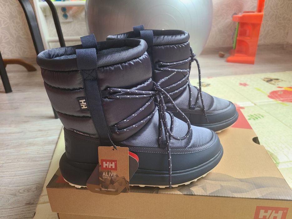 Снігоходи Helly Hansen черевики сноубутси зимові 37