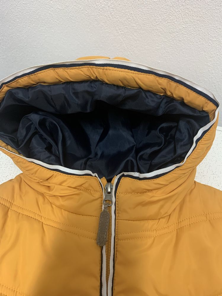 Colete da Zara com Capuz