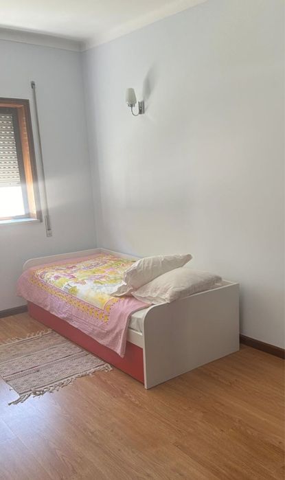 Vendo cama individual 2 pessoas