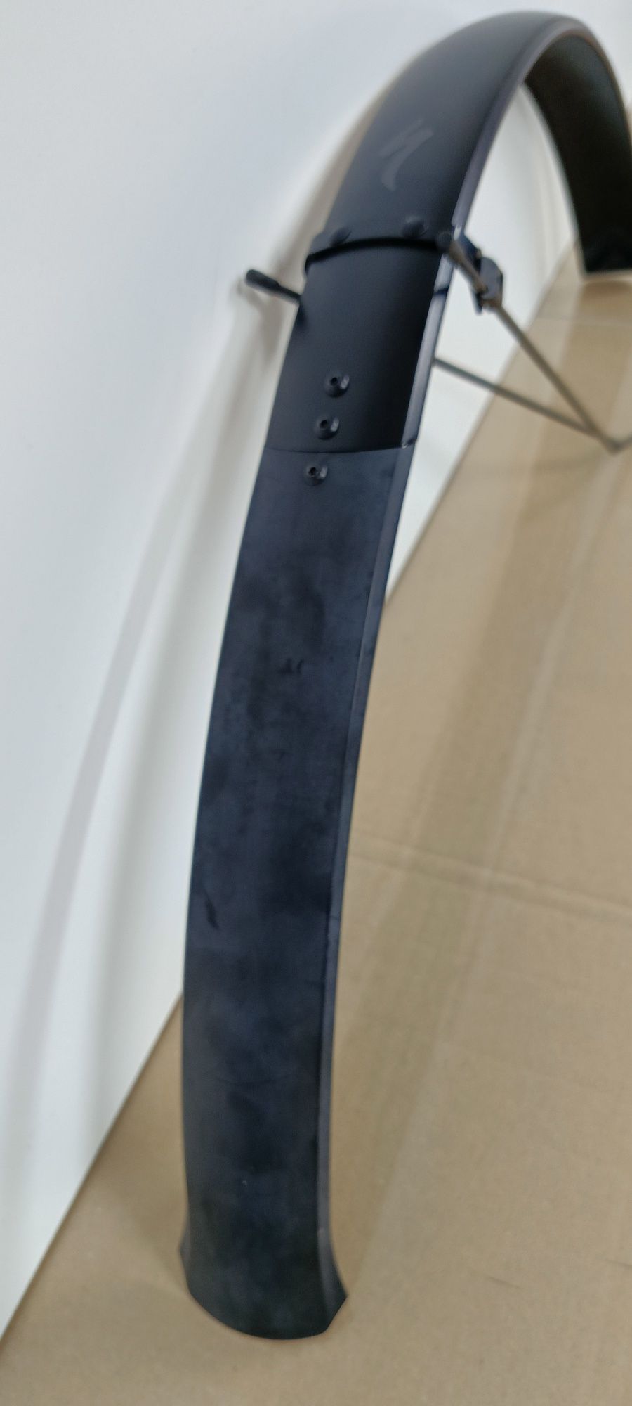 Przedni Błotnik Specialized Dry-Tech 28" . 50mm