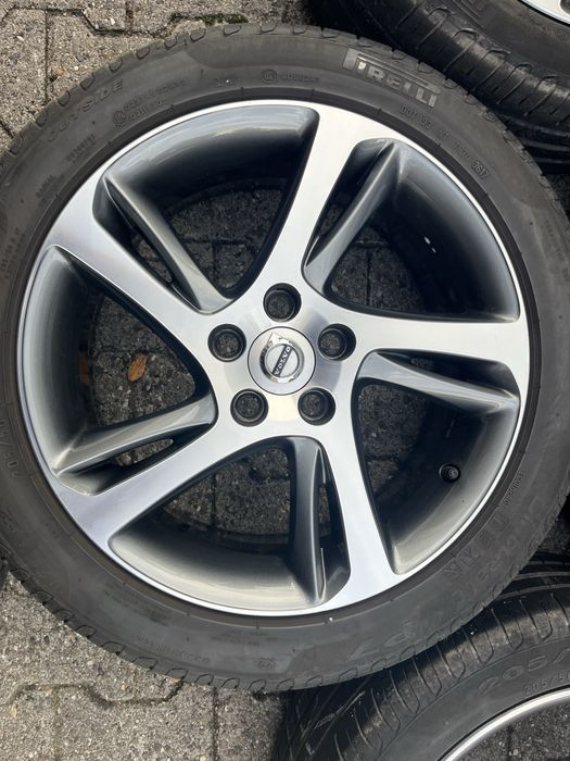 Felgi VOLVO V40 V70 V50 V60 C30 S40 S60 S80 7Jx17H2 5x108 ET52.5