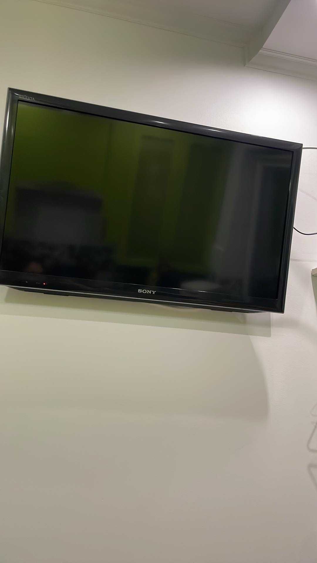 Продам телевізор Sony Bravia smart TV