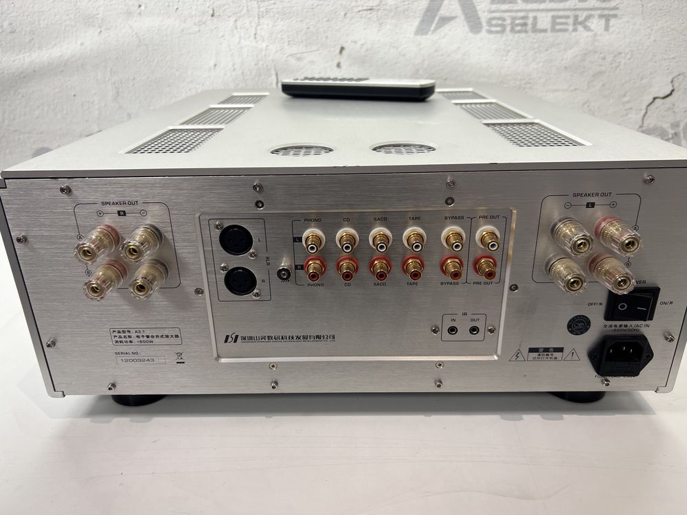 Shanling  A3.1 wzmacniacz stereo hybrydowy