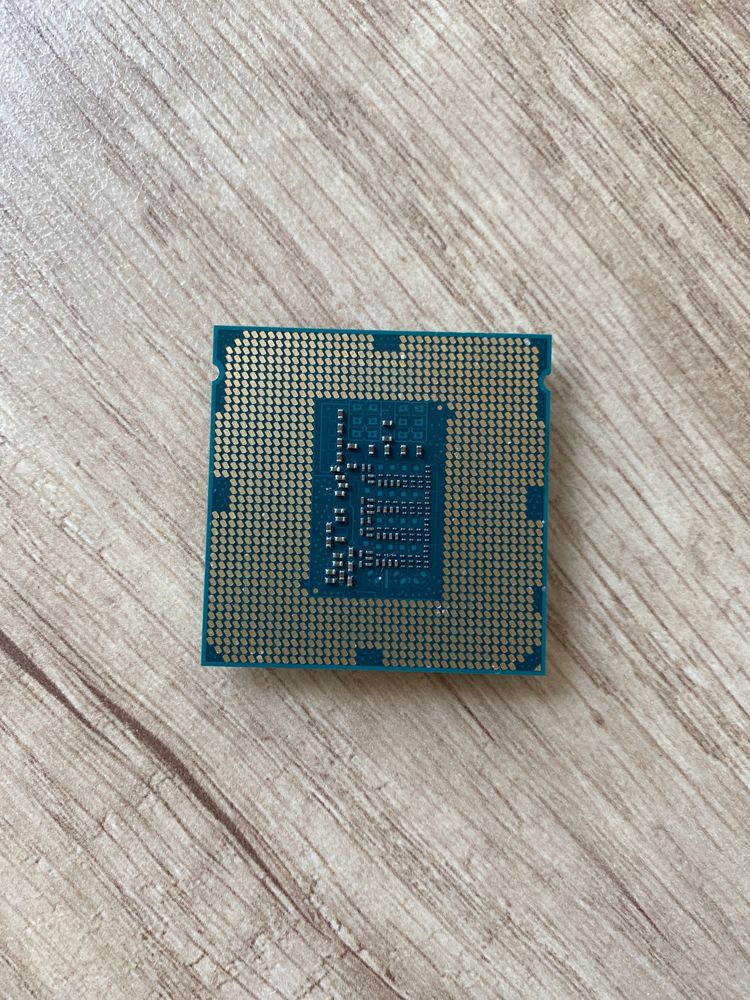 Procesor Intel E3-1226 V3 4 × 3,3 GHz