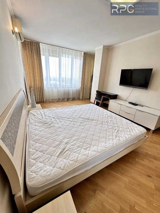 Продаж 1к квартири Голосіївський р-н м Деміївська