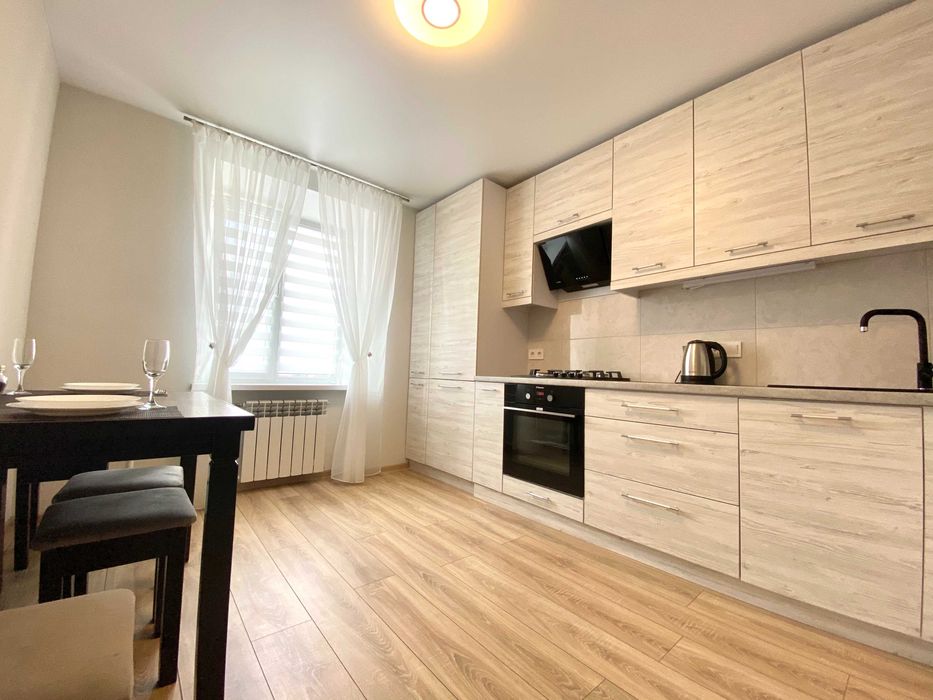 ApartPoltava Свіжа 2кімн кв. подобово НОВОБУДОВА. ПД "ЛИСТОПАД" ЧЕК