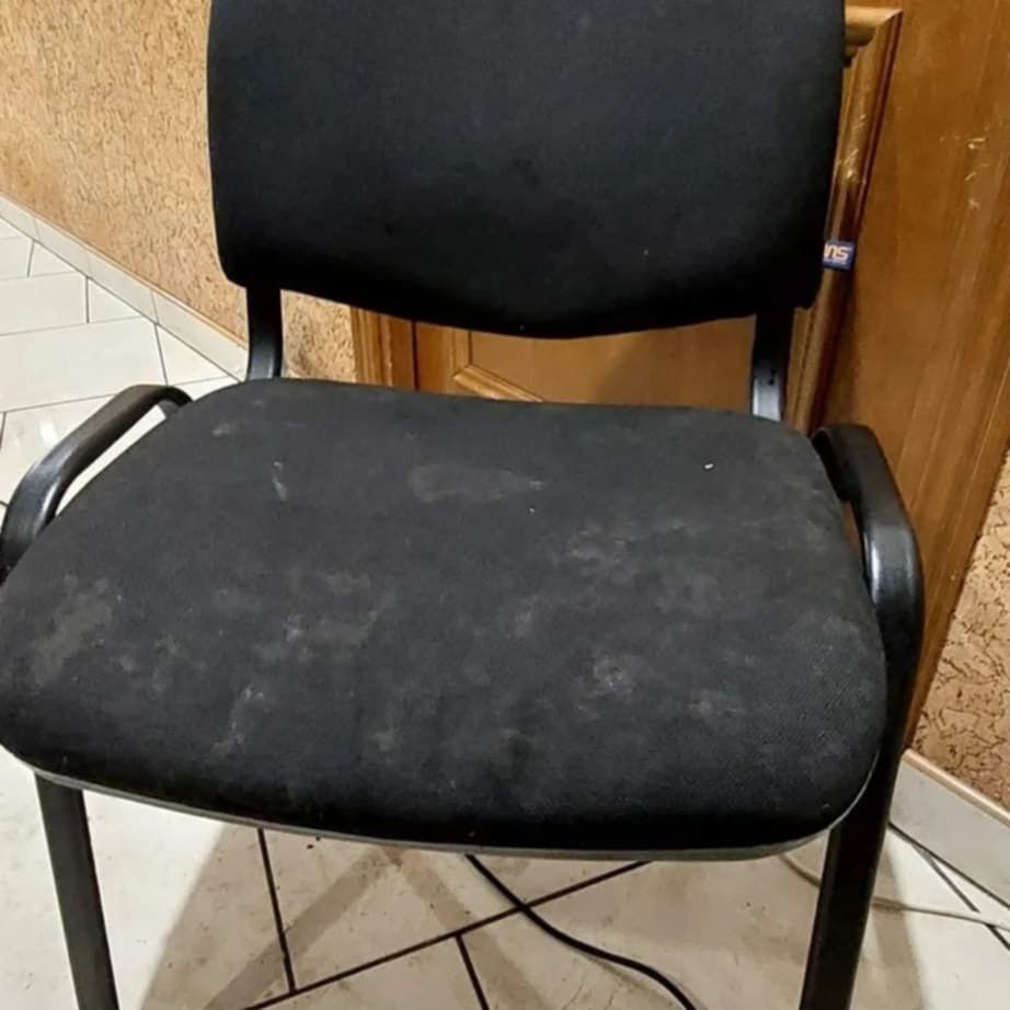 Професійна хімчистка м'яких меблів