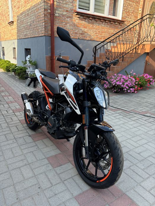 Ktm Duke 125 A1/B Lift Led Tablet