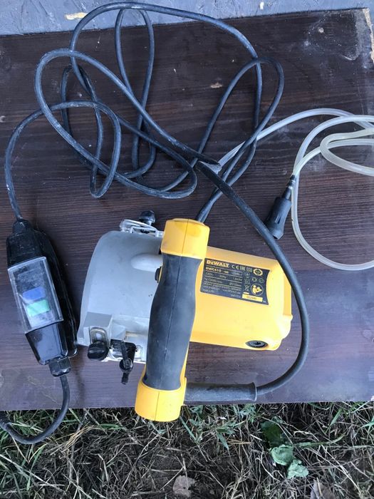 Przecinarka do glazury DeWALT DWC410  (do płytek)
