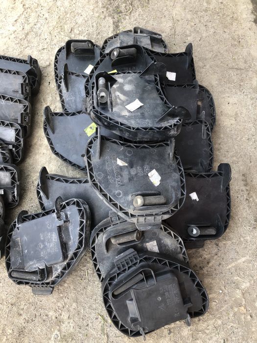 Кришки фари кадік тауран кадді туран caddy touran