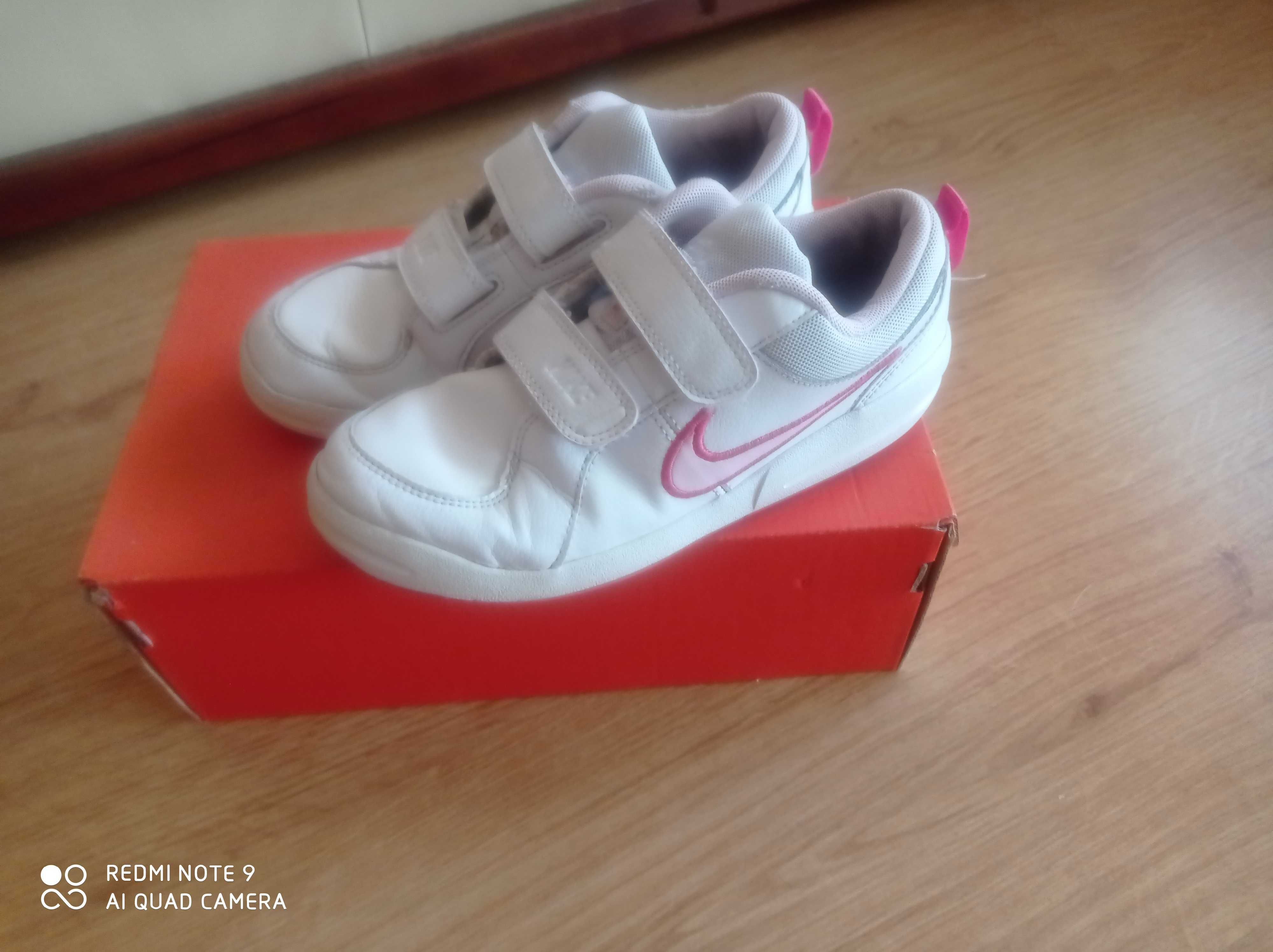 Buty sportowe Nike 33