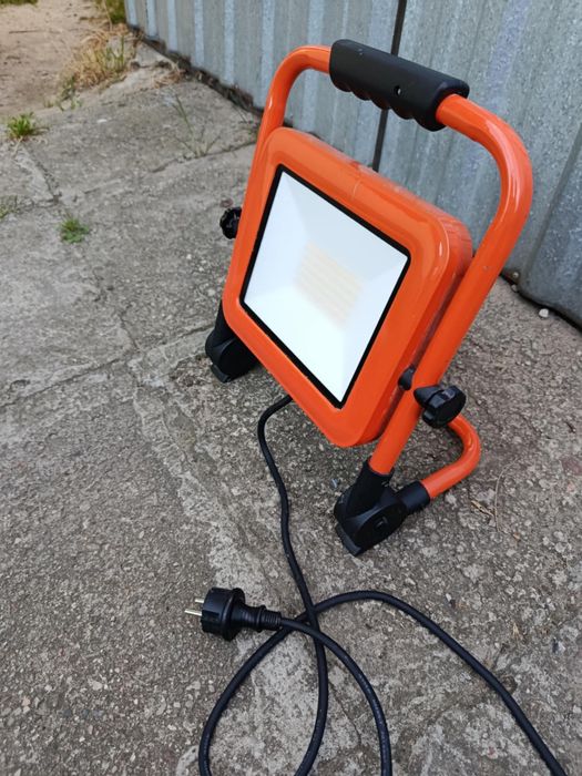 Halogen przenośny roboczy