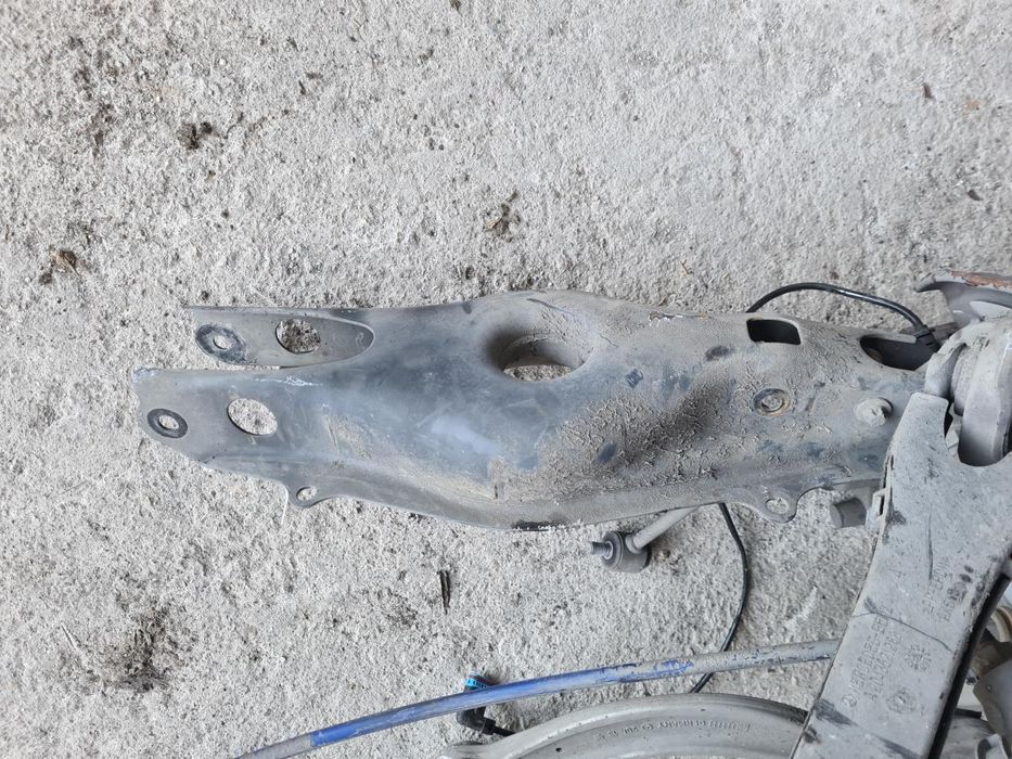 Braço de suspensão trás direito MERCEDES-BENZ GLK (X204)