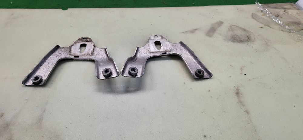 Mercedes C-Klasa W205 mocowanie lewe prawe podpora chłodnicy