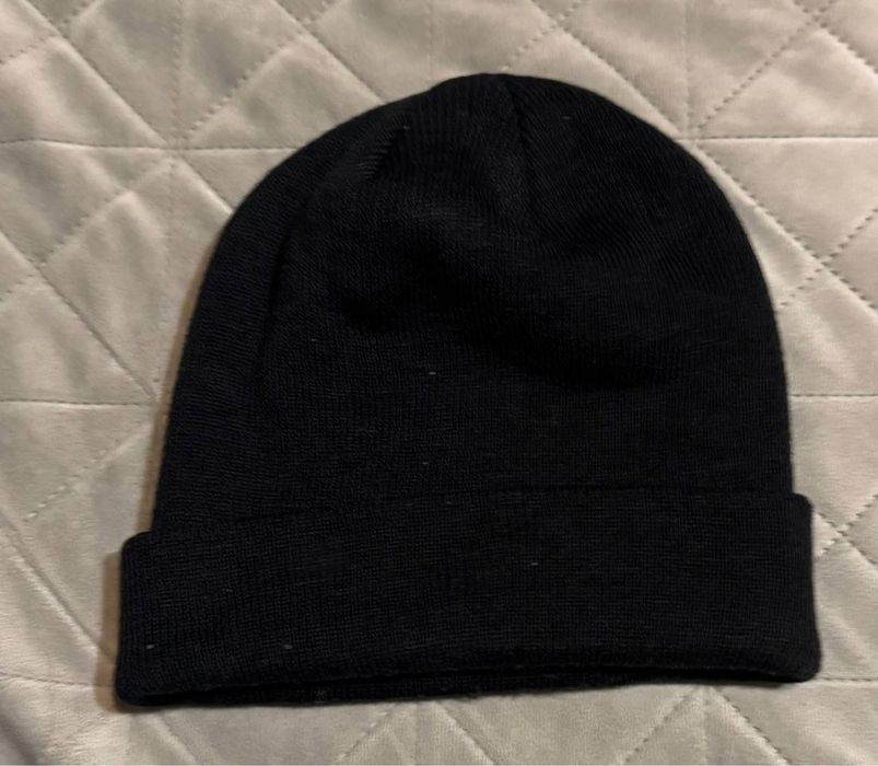 Продам шапку thrasher