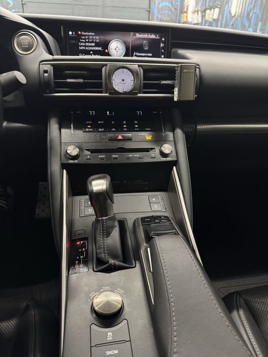 Lexus is 200t f-sport