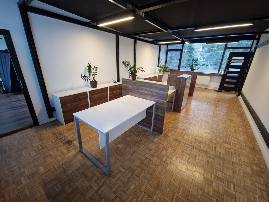 Zestaw mebli biurowych serwis salon lada gablota szafki