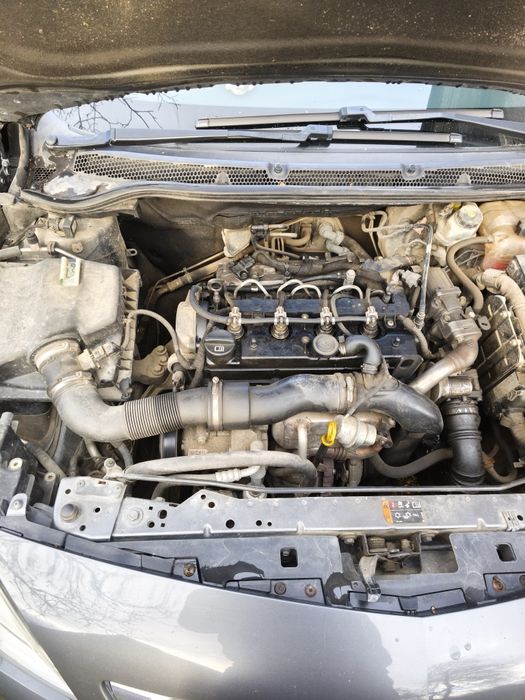 Опель Астра 2011 1.7дизель