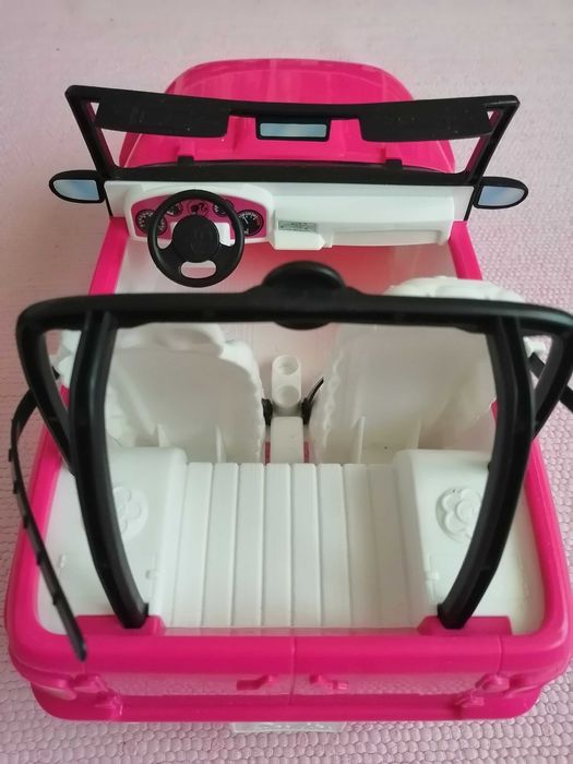 Barbie pink jeep Malibu +  Ken