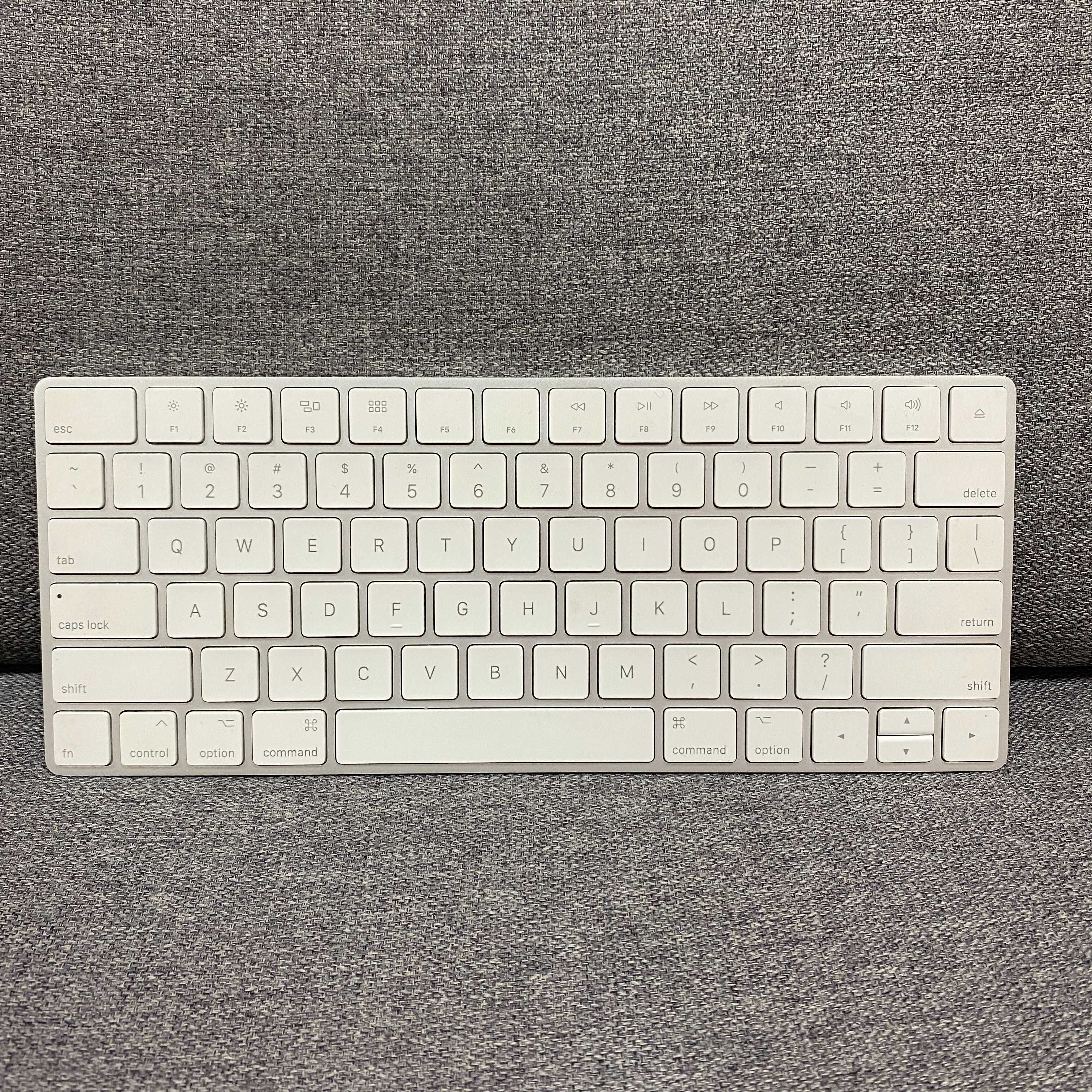 Клавіатури Apple Magic Keyboard 2 (MLA22) МАГАЗИН ГАРАНТІЯ