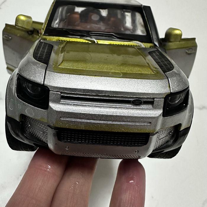 Машинка металева