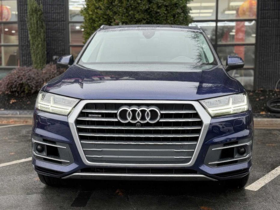 Audi Q7 quattro Premium Plus      2019