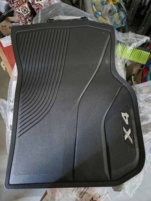 Гумовий килимок  bmw x4,пасажир