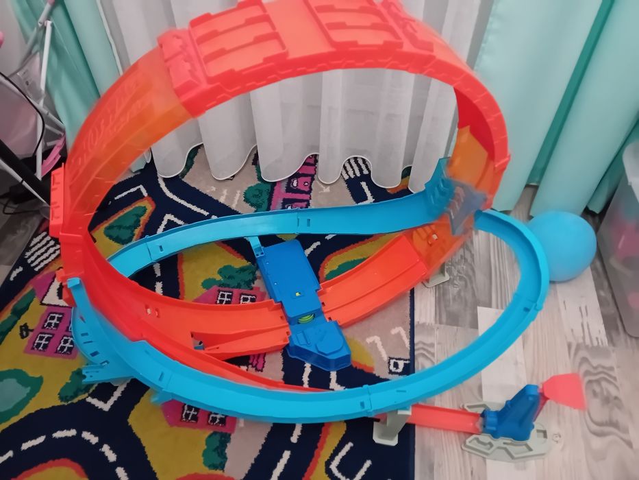 Tor samochodowy  hot wheels